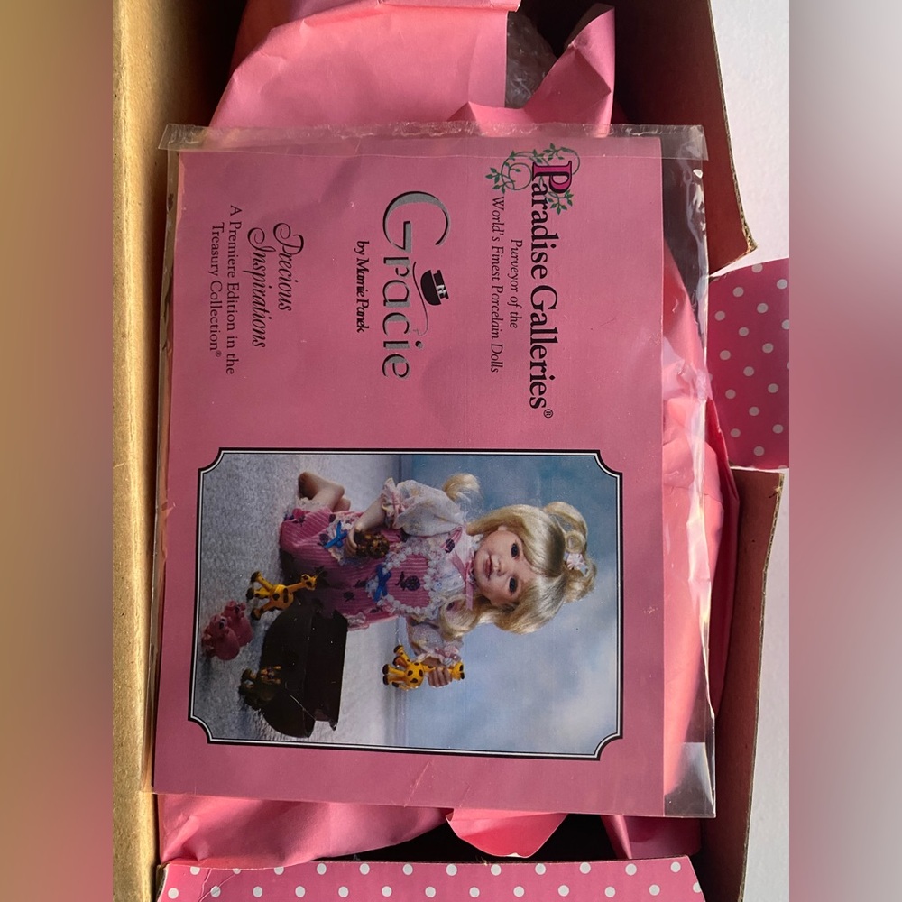 NIB Paradise Galleries Gracie Doll